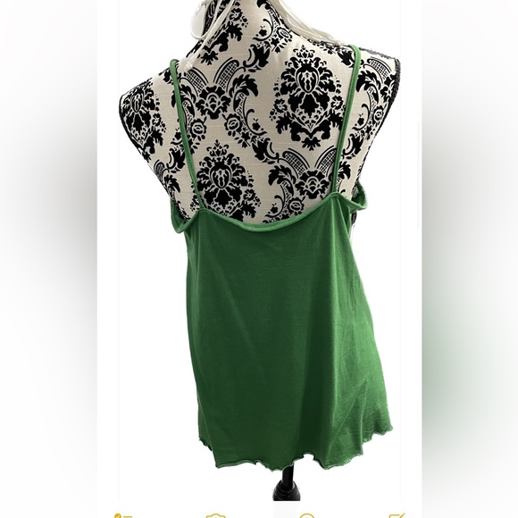🌞Green/White Tee Halter Top     Sz L - Picture 3 of 6